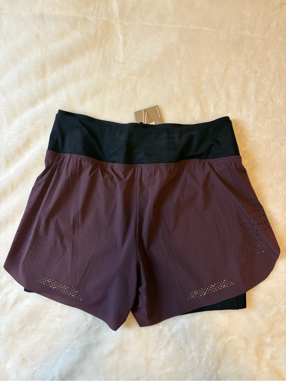 On Running Women’s Zero 2-in-1 Performance Shorts - Urchin/Black